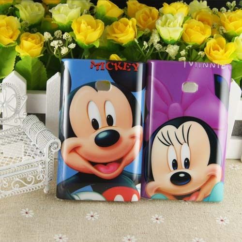 2 Capas Mickey Mouse e Minnie